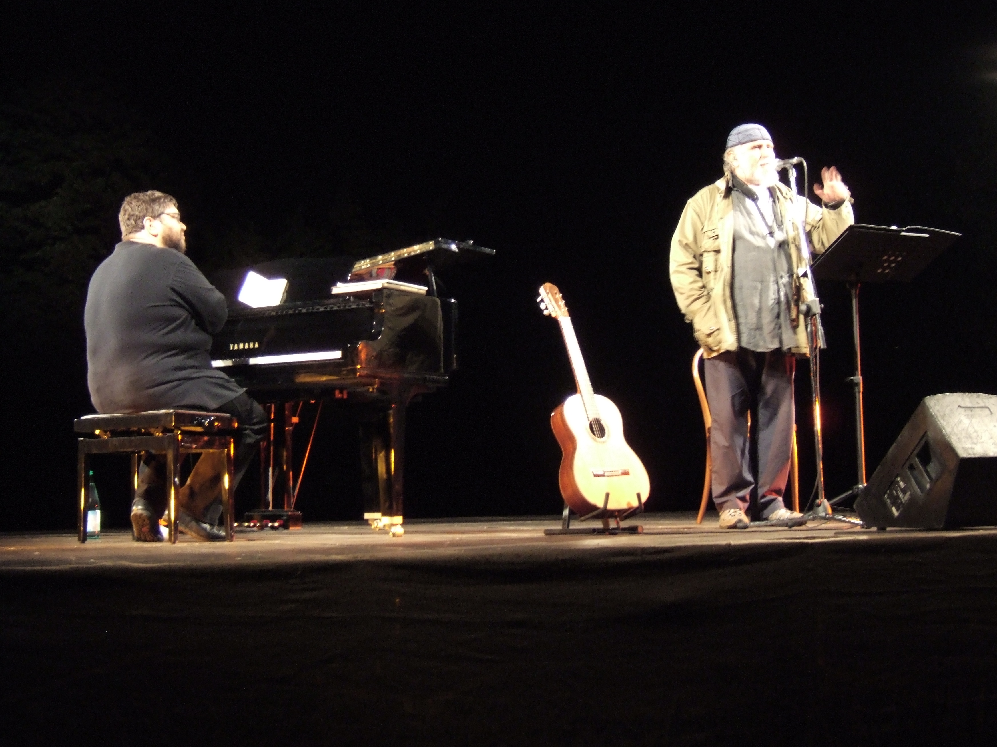 L'Ultima Luna d'Estate, performance di Moni Ovadia nel parco